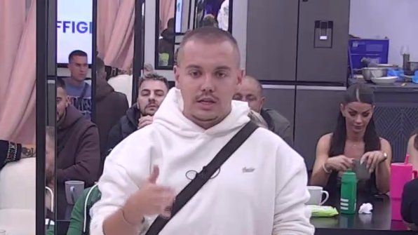 SUKOB EKSPLODIRAO U PITANJIMA NOVINARA: Dača Virijević izneo sve o odnosu Aneli i Đukića, reakcije u Beloj kući ne prestaju (VIDEO) – odnos Aneli i Đukića