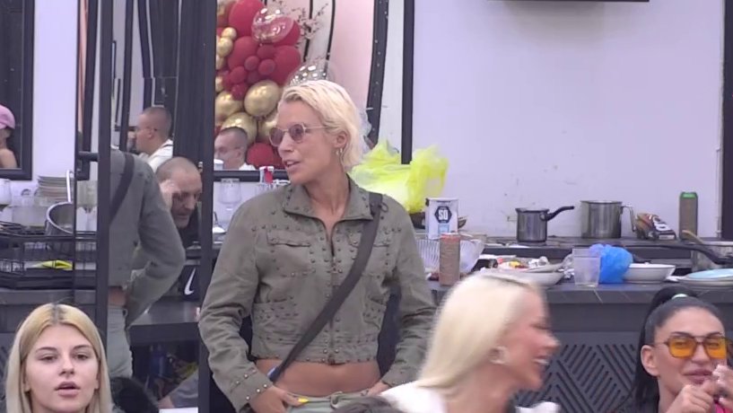 SUKOB UZBURKAO BELOJ KUĆI: Jasenka ponovo pokušala da se zbliži sa Miljanom Kulić, ali reakcija je šokirala sve prisutne (VIDEO) – sukob u Beloj kući