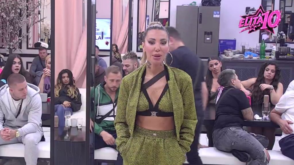 SUKOBI SE ZAHUKTAVAJU U ELITI: Aneli Ahmić pokušava da zbuni Filipa Cara, ali reakcije ne prestaju (VIDEO) – Aneli Ahmić i Filip Car