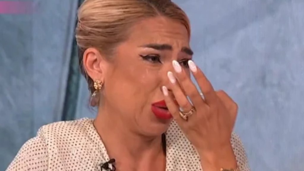 JOVANA JEREMIĆ OTVORILA DUŠU I UDARILA NA BIVŠEG: Voditeljka otkrila emotivne rane iz prošle veze, priznala koliko je koštala njena greška (FOTO)
