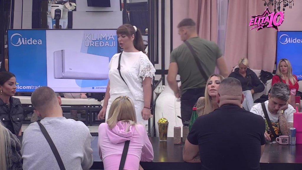 MILJANA BEZ DLAKE NA JEZIKU U NOMINACIJAMA: Ponizila Aneli, optužila je za odnos sa Đukićem, a zatim se obratila Caru pred svima (VIDEO) – nominacija u Eliti
