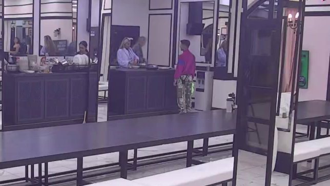 PREOKRET U JUTARNJOJ RUTINI U ELITI: Aneli ipak završila u kuhinji zbog Filipa Đukića, a njena želja ostala neispunjena (VIDEO) – preokret jutarnje rutine u Eliti