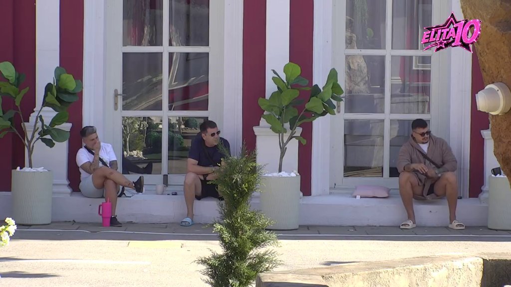 ŽESTOK SUKOB U BELOJ KUĆI: Matora ne štedi Poršelinu, pala teška prozivka pred svima (VIDEO)