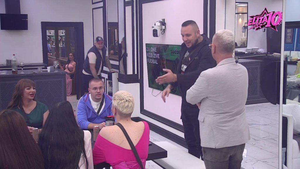CAR IGNORIŠE RELACIJU KARIĆA I ANĐELE: Marko Janjušević otvoreno progovorio o nominacijama, jedan komentar podigao tenziju u Beloj kući (VIDEO) – nominacije u Beloj kući