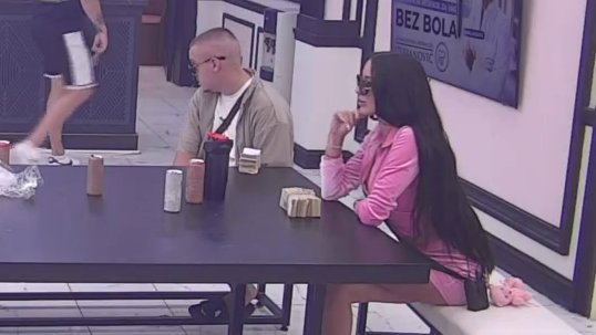 MOĆ JE PREŠLA U NJENE RUKE: Slađa Poršelina preuzela kontrolu i odmah udarila na družinu Pere Kvržice, reakcije ne prestaju (VIDEO) – Slađa Poršelina vođa