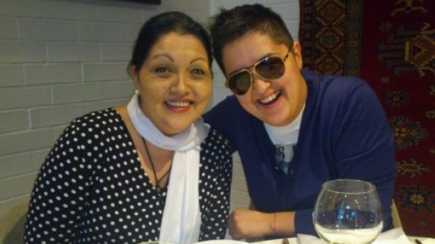 MOĆ U RUKAMA MARIJE ŠERIFOVIĆ: Verica poslušala ćerku i povukla se, a sad uživa na Baliju (FOTO) – Marija Šerifović Verica Bali