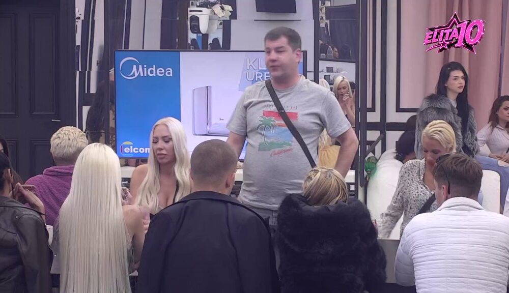 POHVALE I OVACIJE U ELITI: Ivan Marinković proglašen za najmanju ulizicu u Beloj kući, reakcije ne prestaju (VIDEO) – Ivan Marinković najmanja ulizica