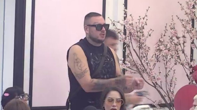 PREOKRET U ODNOSU FILIPA CARA I ANELI: Zadrugar iznenadio sve, štiti flert u Beloj kući, reakcije ne prestaju (VIDEO) – Filip Car i Aneli