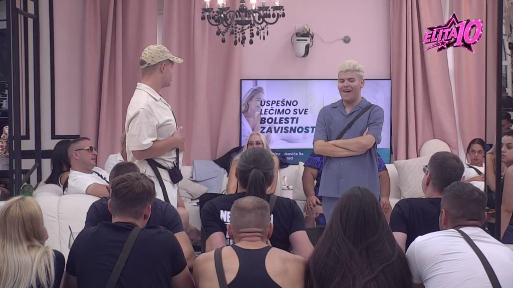 PREOKRET U ODNOSU UROŠA I KARLA: Zadrugar otkrio zašto ne želi vezu, jedan takmičar pravi pometnju (VIDEO) – odnos Uroša i Karla