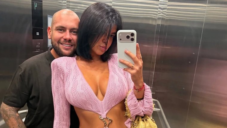 PREOKRET U PORODICI TRAJKOVIĆ: Marko i Minja zajedno u liftu, svi gledaju poklon vredan 300.000 evra (FOTO)