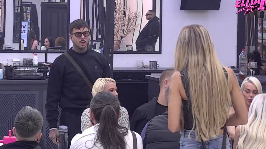 SUKOB ESKALIRAO U BELOJ KUĆI: Đukić otvoreno napao Aneli zbog odnosa sa Carem, Mića se uključio u raspravu (VIDEO) – sukob u Beloj kući