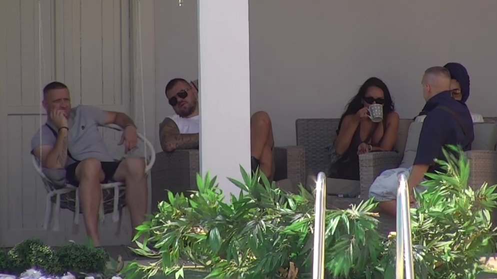 PREOKRET U BELOJ KUĆI: Anđela Đuričić tek sada otkrila šta se dešavalo između Filipa Đukića i Laure Prgomet, reakcija zadrugarke iznenadila sve (VIDEO) – dešavanja Đukića i Laure