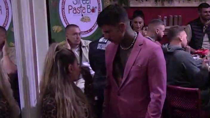 SUKOB MOĆI U KAZINU: Aneli uzvraća Filipu Đukiću, rasprava eskalirala pred zadrugarima (VIDEO) – sukob Aneli i Filipa Đukića