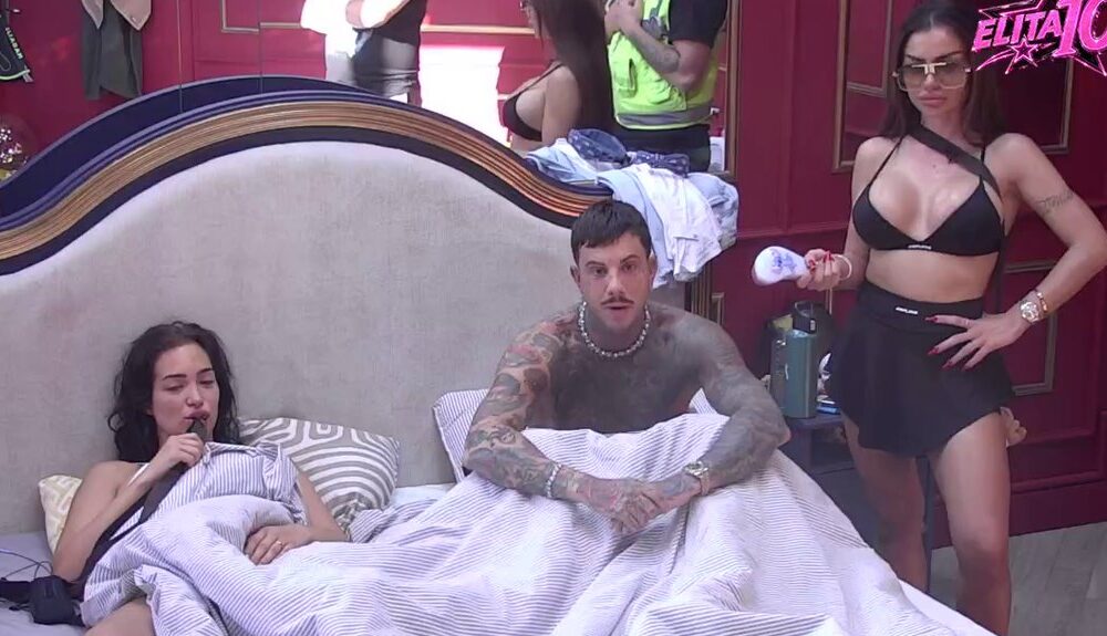 SUKOB U HOTELU ZADRUGE: Đukić i Laura pod lupom reportera, Aneli uletela i izazvala nove varnice (VIDEO)