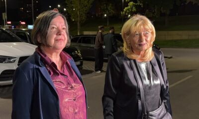 SVE SE MENJA KAD NJEGA NEMA: Ćerka i udovica Tome Zdravkovića stigle na koncert sećanja, otkrile kontakte sa kolegama (VIDEO) – koncert sećanja Toma Zdravković