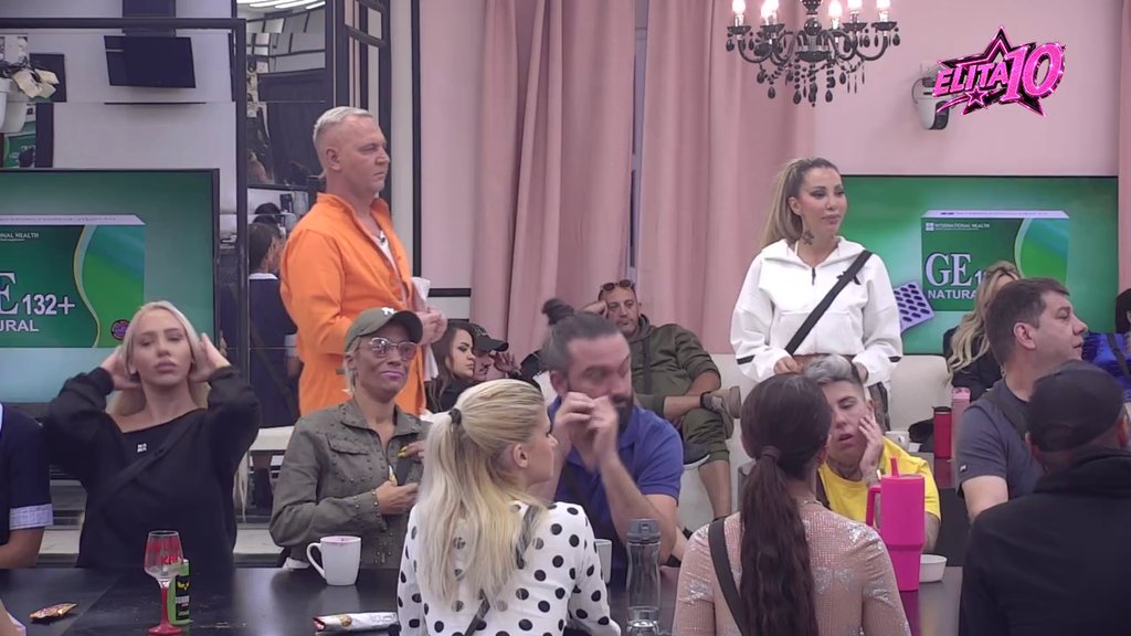 GOLE EMOCIJE U BELOJ KUĆI: Aneli tvrdi da su je svi muškarci iskoristili, Matora i Lepi Mića odmah ušli u klinč (VIDEO) – Aneli Ahmić u Eliti
