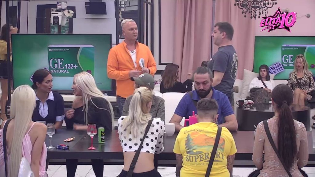 OBRLATILI SU GA, MASKE PADAJU U ELITI: Anđela Đuričić otvoreno o Caru, Ivan tvrdi da je prijateljstvo bio paravan – evo šta otkriva naredni potez (VIDEO) – prijateljstvo Cara i Anđele
