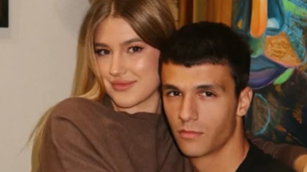 LENINA IZVEDBA ZADIVILA PARTIZANOVOG FUDBALERA: Ćerka Goce Tržan spremila dečku dve torte, jedan detalj sve raznežio (FOTO) – iznenađenje za rođendan Vukašina Jovanovića