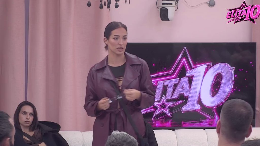 SUKOB U EMISIJI DIŽE TENZIJU: Miljana Kulić kritikovala Lauru zbog Đukića, usledio neočekivan odgovor pred svima (VIDEO)