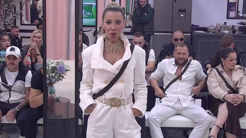 ANELI PRIZNALA NAJVEĆU SRAMOTU ZBOG ĐUKIĆA: Otvorila dušu o kraju veze i priznala kad je prema Caru osetila nešto (VIDEO) – najveća sramota u Beloj kući