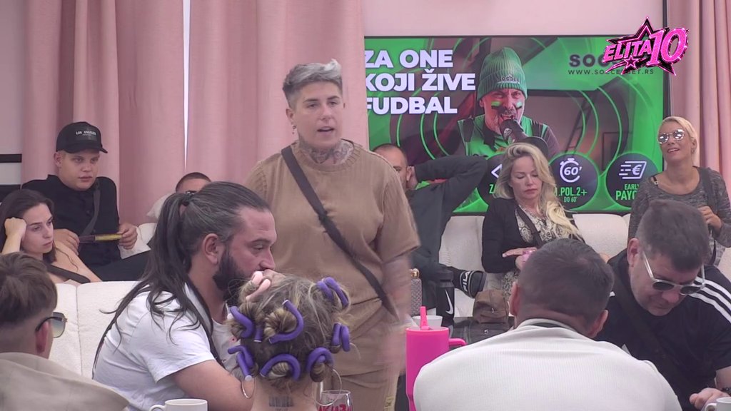 ŽESTOK OBRAČUN U BELOJ KUĆI: Matora sasula Đukiću sve zbog Aneli, otkrila pravu istinu o njegovom osmehu (VIDEO) – situacija Matora Đukić Aneli
