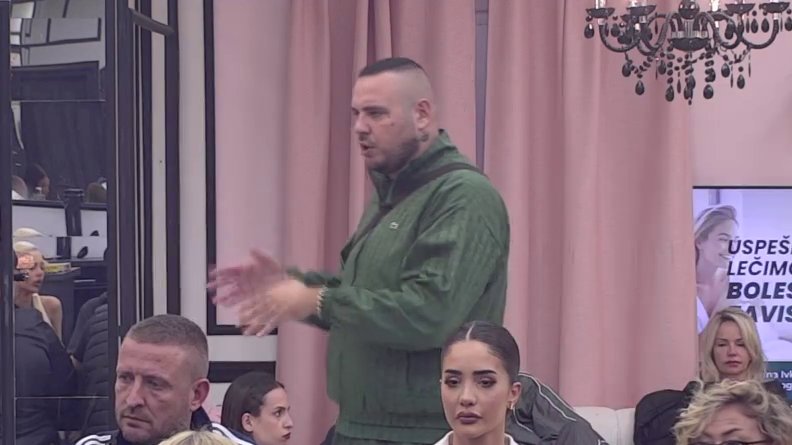 CAR IZGUBIO STRPLJENJE U BELOJ KUĆI: Filip Car žestoko napao Aneli Ahmić zbog komentara, a Anđela Đuričić ostala hladna (VIDEO) – nominacije u Eliti