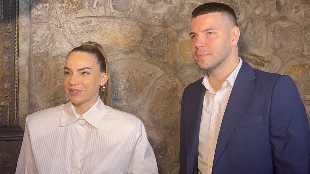 ISKRENO PRIZNANJE SA ESTRADNE SCENE: Ivana Pavković i Petar Mitić otvoreno o dečjem dodatku i izazovima roditeljstva (FOTO) – dečji dodatak