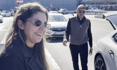 NIKO NIJE SAVRŠEN U ŽIVOTU NADICE ADEMOV: Folk pevačicu na aerodromu dočekao muž milioner, a jedan detalj privukao svu pažnju (VIDEO) – Nadica Ademov na aerodromu