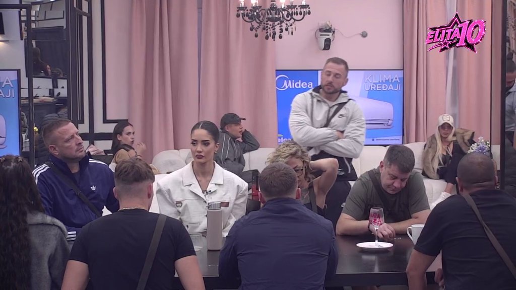 PREOKRET U NOMINACIJAMA: Mahir stao na Anđelinu stranu i iznenadio sve u Beloj kući (VIDEO)