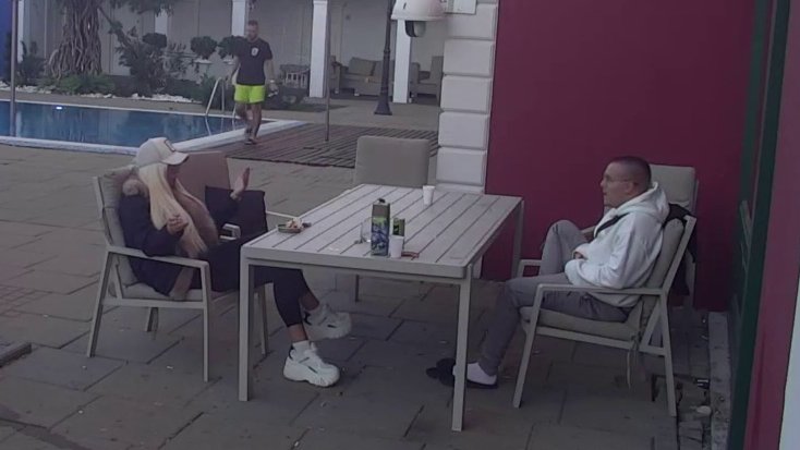 SUKOBI SE ZAHUKTAVAJU U ELITI: Glorija Jelovac i Dača Virijević udružili snage protiv Aneli Ahmić, optužuju je da igra na kartu žrtve (VIDEO) – sukobi u Eliti