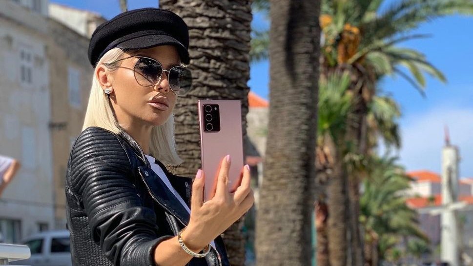 EMOCIJE SU PREPLAVILE MAJU ŠUPUT: Pevačica podelila dirljive uspomene na oca, reči rastužile fanove (FOTO) – emocije Maje Šuput