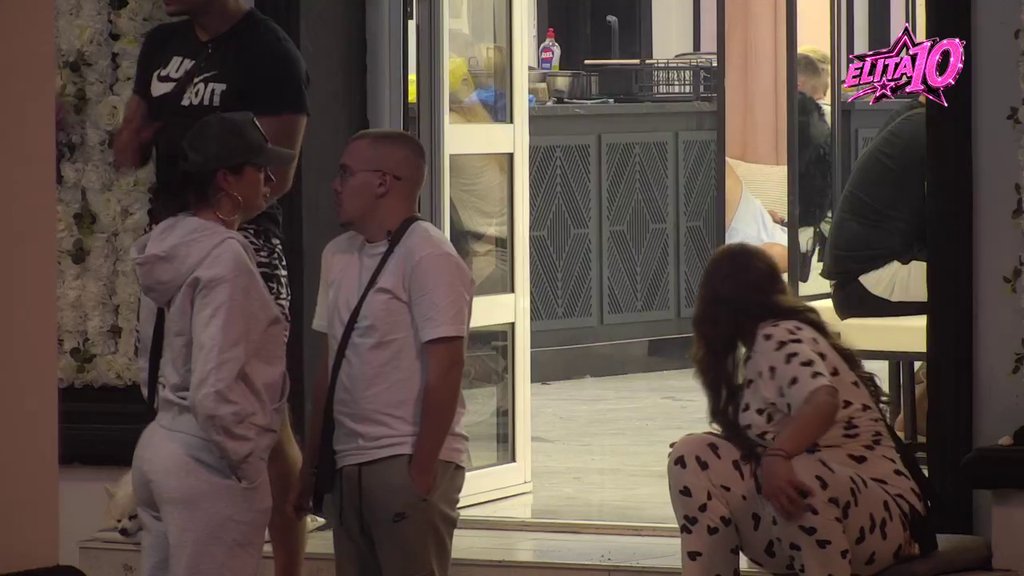 NOVA IGRA U BELOJ KUĆI: Dača i Laura kuju plan oko muškarca koji joj je zapao za oko, reakcije ne prestaju (VIDEO) – Dača i Laura u Eliti