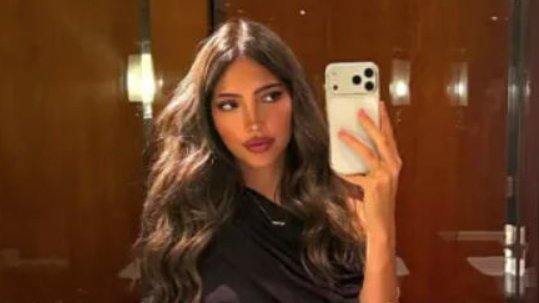 OD MILANA DO DUBAIJA: Atina Tošić ponosno pokazala svoje modne ulove, komentari na mrežama ne prestaju da stižu (FOTO) – Atina Tošić pazarila u Dubaiju