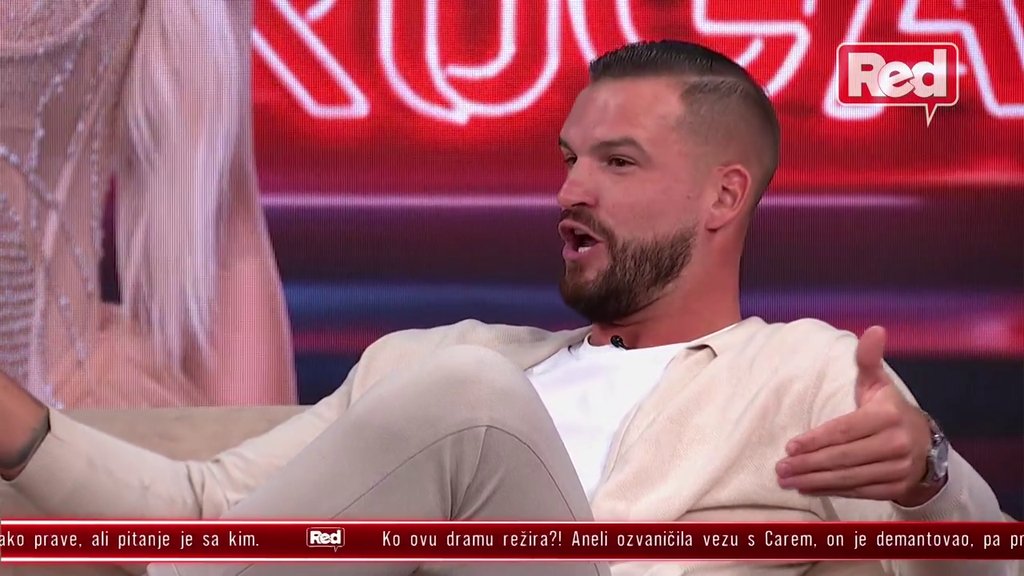 SVE JE OTKRIO UŽIVO U EMISIJI: Marko Osmakčić ispričao kako je započeo vezu sa Glorijom, a jedan detalj razotkrio celu priču (VIDEO) – svi detalji ljubavi Osmakčića i Glorije