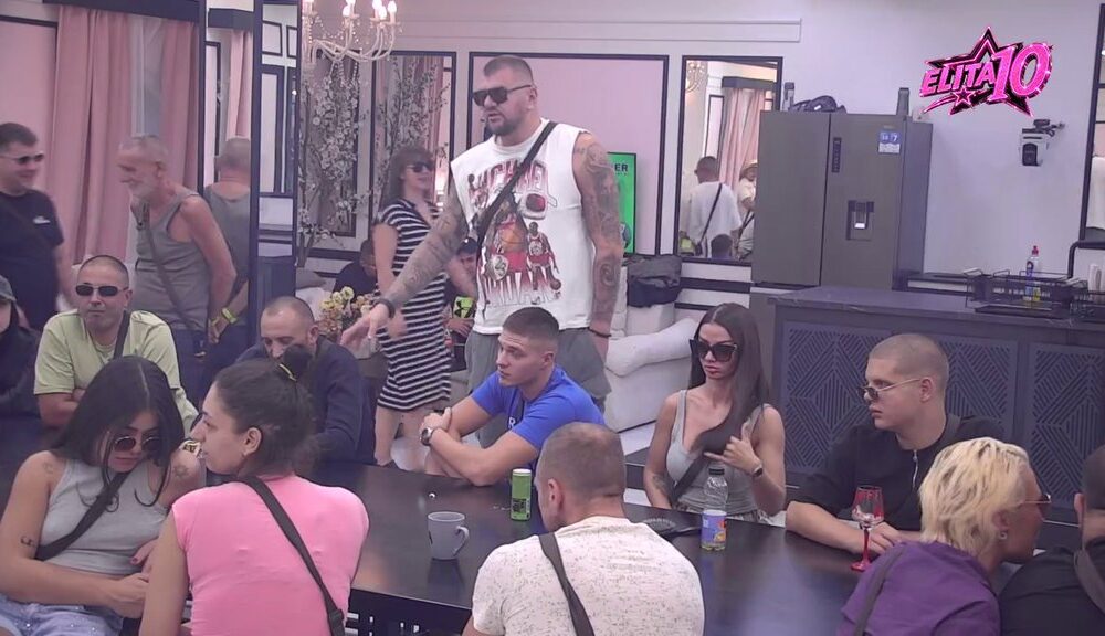 JANJUŠ POKRENUO TALAS KOMENTARA U ELITI: Imenovao dve žene za koje misli da bi odmah bile sa njim, reakcije za crnim stolom ne prestaju (VIDEO)