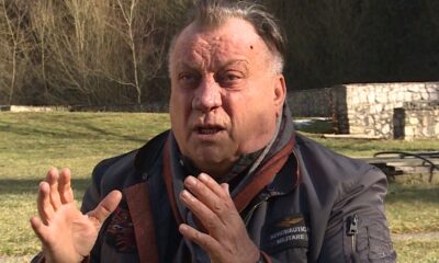 EMOTIVNA ISPOVEST POKOJNOG PEVAČA PRODRMALA REGION: Halid Bešlić otvorio dušu o porodici i životu iza reflektora, njegove reči i dalje odzvanjaju (FOTO) (VIDEO) – emotivna ispovest Halida Bešlića