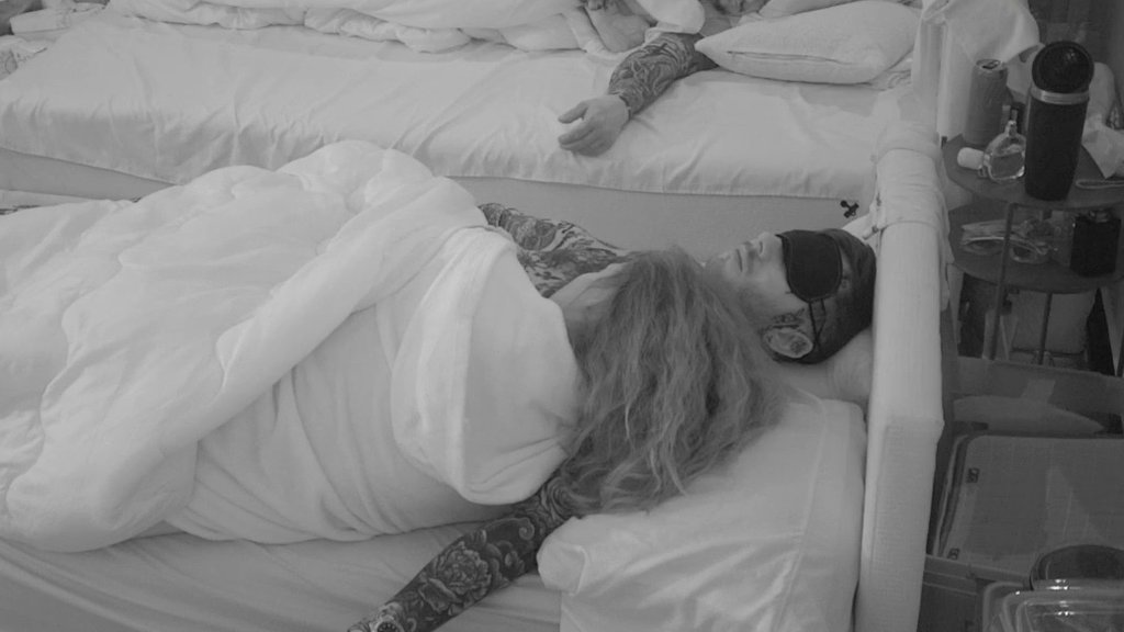 ŽURKA DIGLA TEMPERATURU U ELITI: Laura i Filip Đukić zaboravili na kamere, usledio neočekivan prizor u Beloj kući (VIDEO) – Laura Prgomet i Filip Đukić