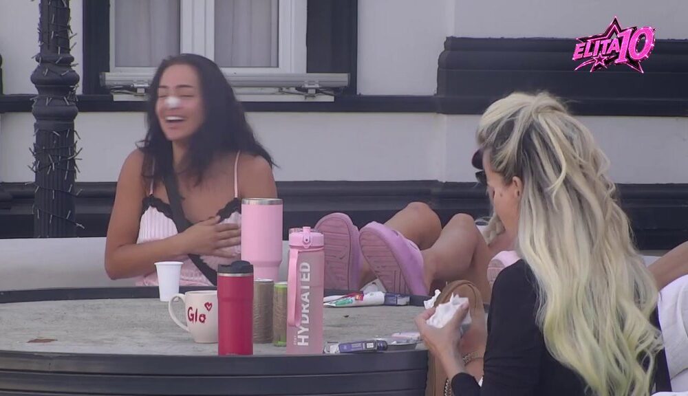 LAURA NE ODUSTAJE OD ĐUKIĆA: U Beloj kući ne prestaje da se nada vezi, Glorija joj pružila podršku (VIDEO)