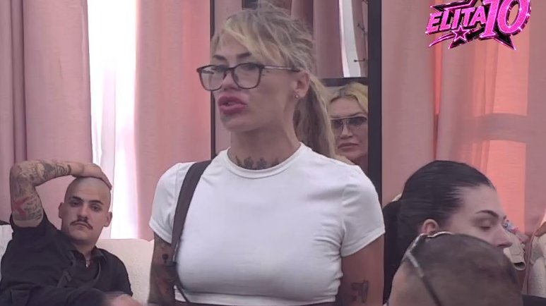 MASKE PADAJU ZA STOLOM: Biljana priznala poljubac sa Đukićem i šokirala sve u Beloj kući (VIDEO) – poljubac Biljane i Đukića