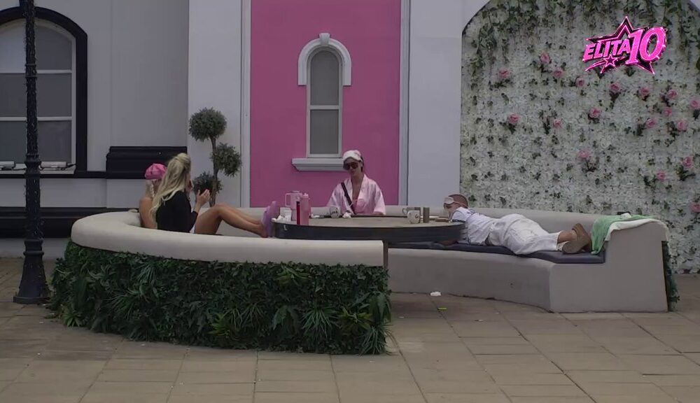 ŽESTOKA RASPRAVA U ELITI: Poršelina poklopila Mahira i Terzu, njihove reakcije izazvale lavinu komentara (VIDEO)
