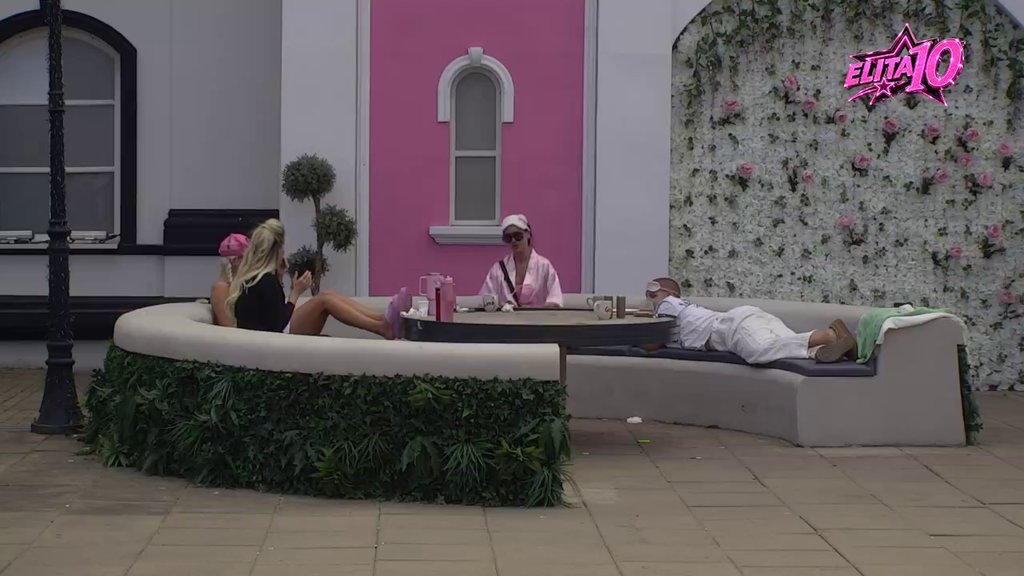 ŽESTOKA RASPRAVA U ELITI: Poršelina poklopila Mahira i Terzu, njihove reakcije izazvale lavinu komentara (VIDEO)