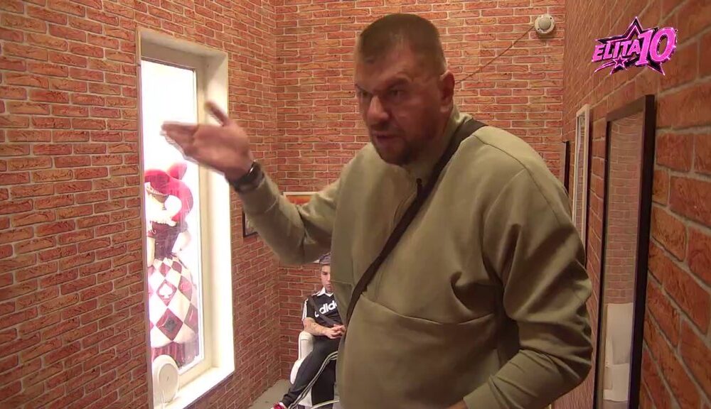 NAPETOST ESKALIRALA U BELOJ KUĆI: Janjuš napustio radio nakon žestoke rasprave sa Dačom, Sandra u šoku (VIDEO) – napad u Beloj kući