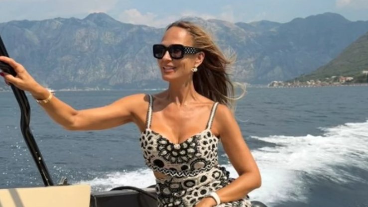 MODNA ELITA NA JEDNOM MESTU: Marijana Mateus pozirala sa Džonom Galijanom u Parizu, fotografija koja je zaludela Instagram (FOTO) – susret modne elite u Parizu
