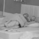 SUMNJA RASTE, ALI PRILJUBLJENOST OSTAJE: Sandra i Janjuš zaspali zagrljeni u Beloj kući, otkrivaju nove emocije (VIDEO)