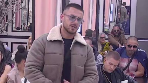SUROV OBRAČUN U EMISIJI: Marko Stefanović odgovorio na prozivke Sanjine majke i razjasnio priču o 30.000 evra (VIDEO) – odnosi u porodici i 30.000 evra