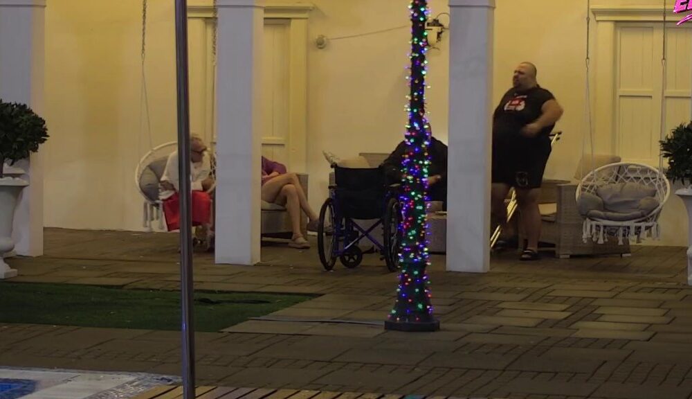 CARU PRESEO RAZGOVOR U BELOJ KUĆI: Uroš Stanić priznao da je zaljubljen u veštačku inteligenciju, reakcija šokirala sve (VIDEO) – zaljubljenost u veštačku inteligenciju