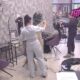 KIŠA NE MOŽE DA IH ZAUSTAVI: Učesnice Elite pohrlile u frizerski salon, jutro u Beloj kući dobija novi sjaj (VIDEO) – frizerski salon u Eliti