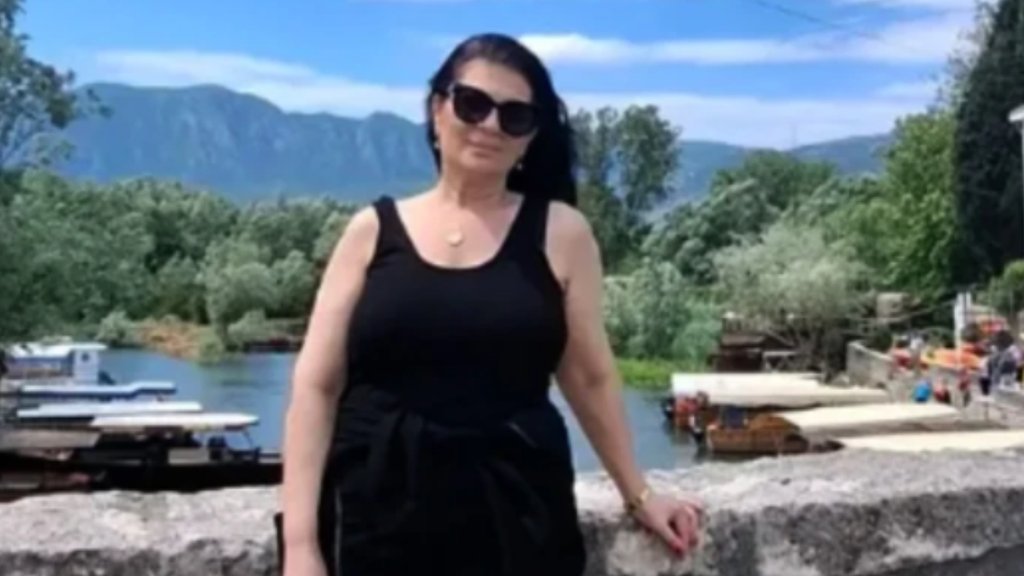 KONTRAST IZ DETINJSTVA SANJE MALETIĆ: Pevačica otkrila životnu priču iz Tuzle, a u porodičnoj kući danas vlada tišina (FOTO) – porodična kuća Sanje Maletić