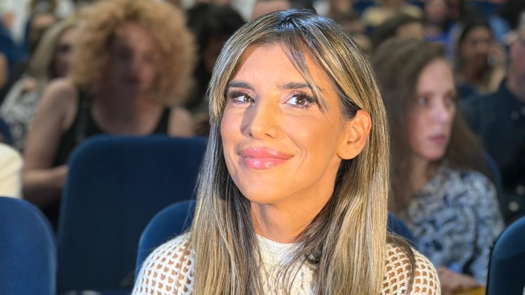 MAJMUN NAPRAVIO HAOS NA BALIJU: Jovana Pajić ostala bez doručka, snimak postao viralan na mrežama (VIDEO) – snimak Jovane Pajić
