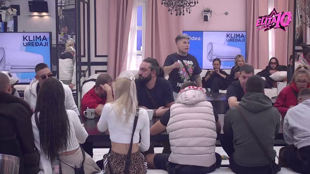 ŽESTOKO SUKOBLJAVANJE U ELITI: Matora optužila Aneli da izvrće istinu i prozvala Đukića, takmičari na nogama (VIDEO)